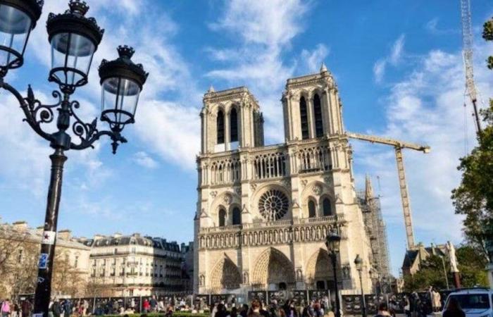 Inaugurazione di Notre-Dame: Emmanuel Macron pronuncerà un discorso in piazza