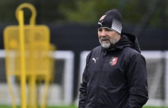 Stadio Rennais. Jorge Sampaoli ha condotto il suo primo allenamento con una squadra ridotta