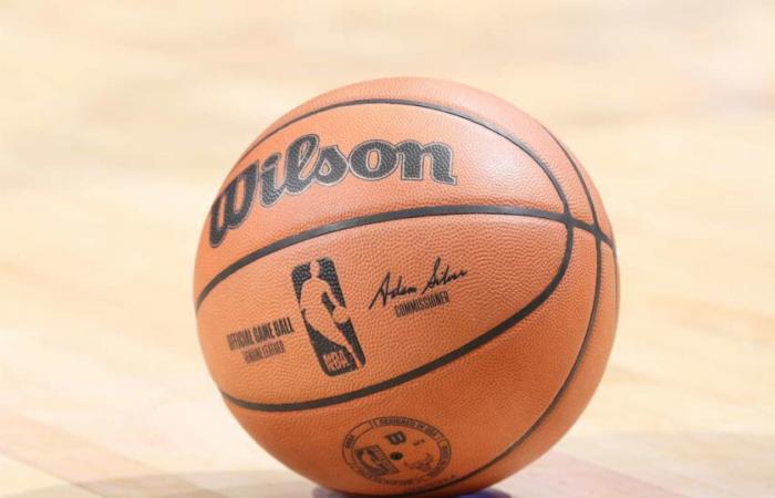 Video: NBA presenta il nuovo basket con design delle staffe per le partite della Coppa NBA 2024 | Notizie, punteggi, highlights, statistiche e voci