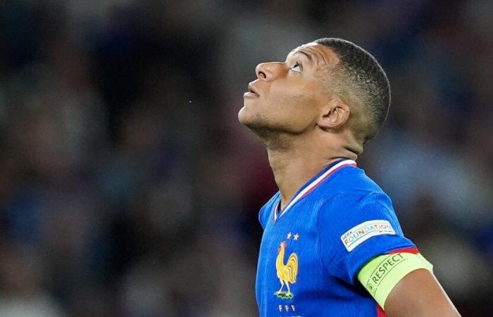 Tolta la fascia da capitano a Kylian Mbappé?