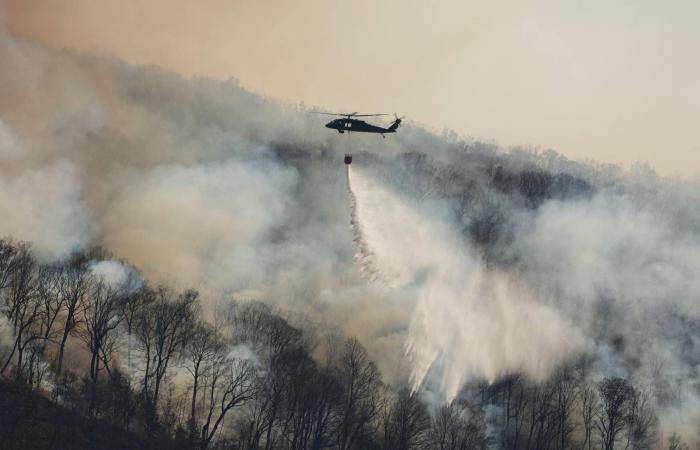 La regione di New York colpita da fiamme e siccità