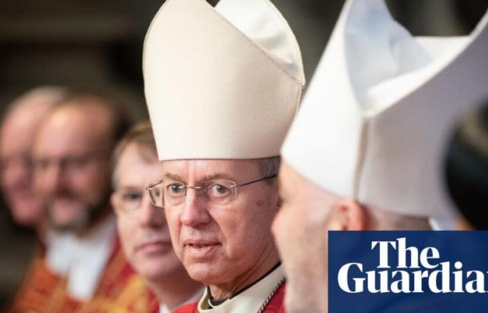 Bishop dice che più membri del clero senior della C of E potrebbero dover dimettersi a causa dello scandalo degli abusi | anglicanesimo