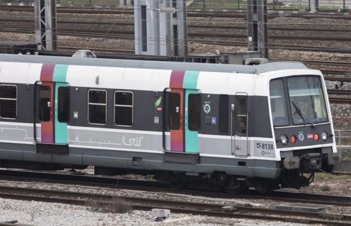 2,50 euro a biglietto per viaggiare in metropolitana, treno o RER a Parigi e in tutta l'Île-de-France