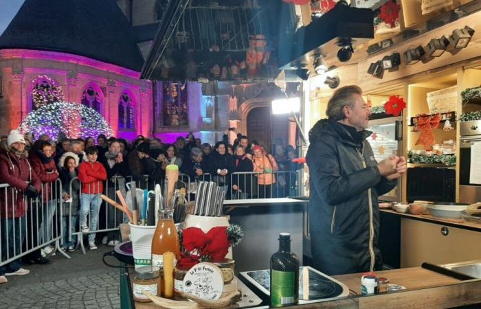 Il grande pubblico del giorno a La Ferté-Bernard per lo show televisivo Tous en Cuisine