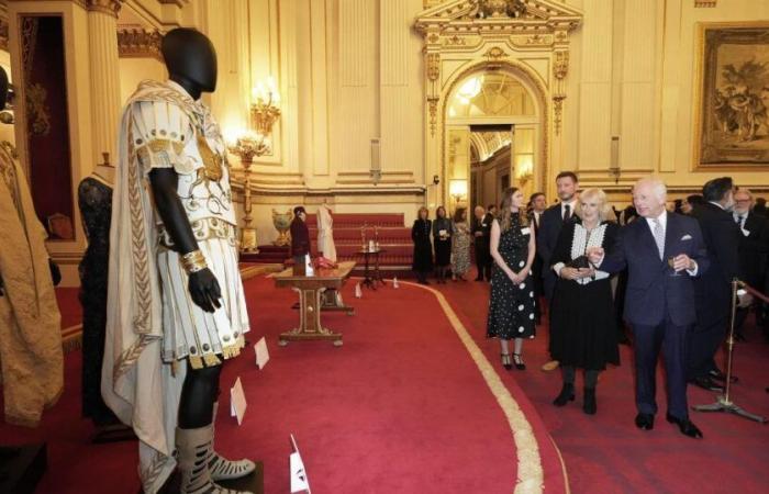 King celebra l’industria cinematografica e televisiva a Buckingham Palace