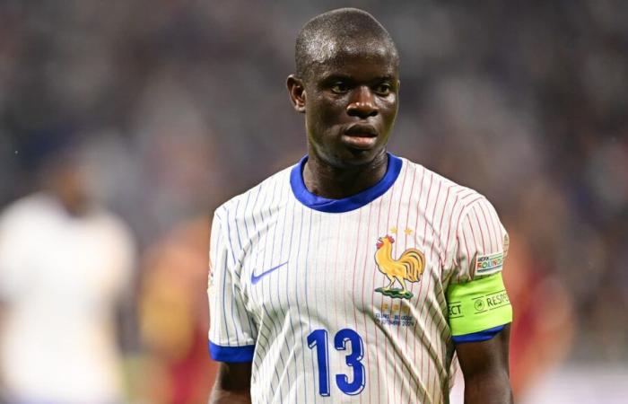 Kanté in pole per la fascia di capitano, Koundé e Konaté in agguato