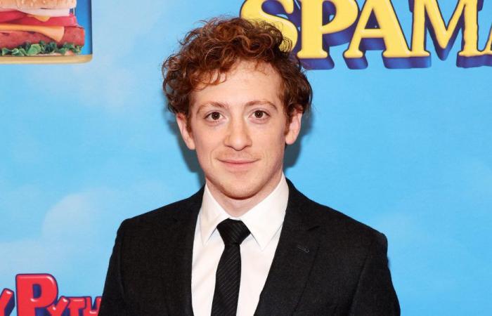 Ariana Grande: il suo compagno Ethan Slater elogia il suo lavoro in “Wicked”