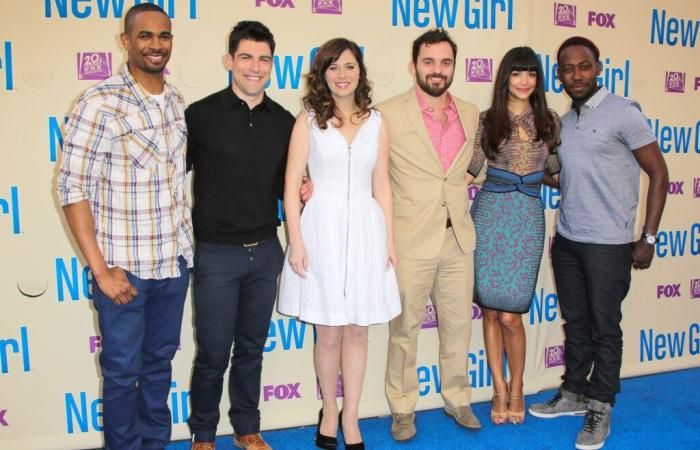 Sei anni dopo la fine della serie, i ragazzi di “New Girl” si sono riuniti per un servizio fotografico