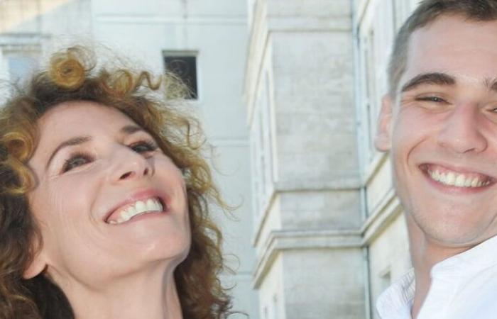 Elsa Lunghini è felicissima, suo figlio Luigi Kröner la affianca nella serie!