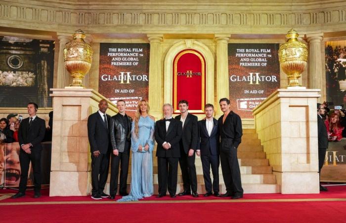 Paul Mescal, Connie Nielsen e Denzel Washington hanno calcato il tappeto rosso alla première reale londinese di ‘Il Gladiatore II’ — foto