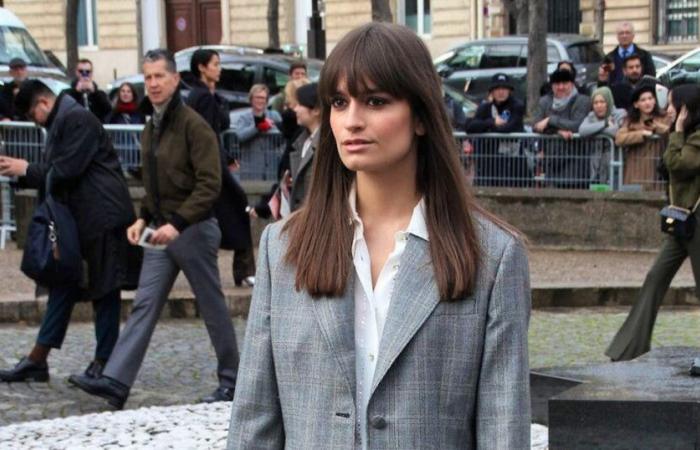 Il debutto di Clara Luciani a Parigi non fa proprio sognare!