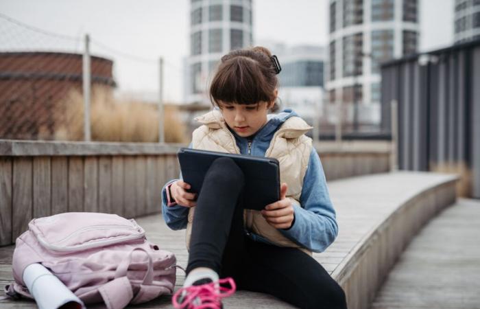 Esporre i bambini alla disinformazione