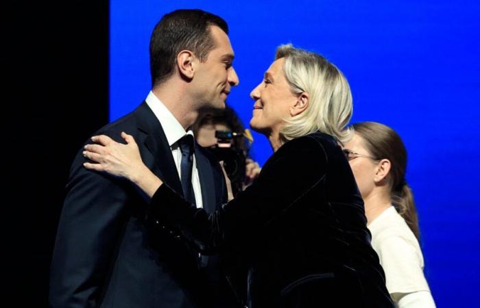 il sostegno dell'estrema destra a Marine Le Pen dopo le requisizioni contro di lei