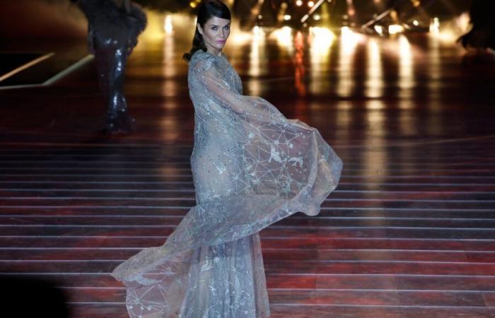 Elie Saab celebra 45 anni di moda con uno spettacolo grandioso a Riyadh