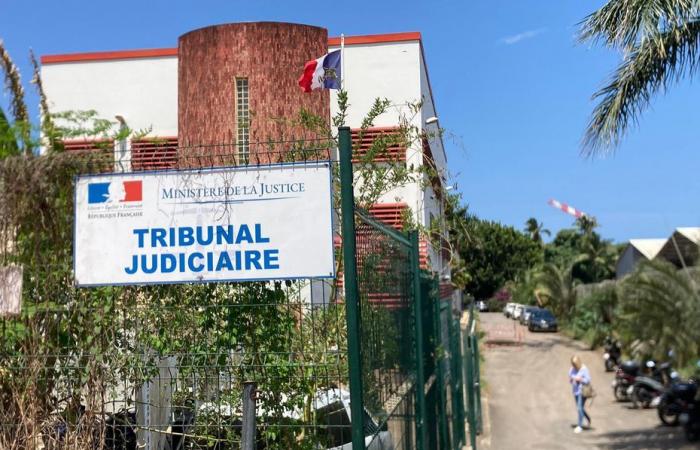 il processo contro i detenuti si è aperto giovedì a Mayotte