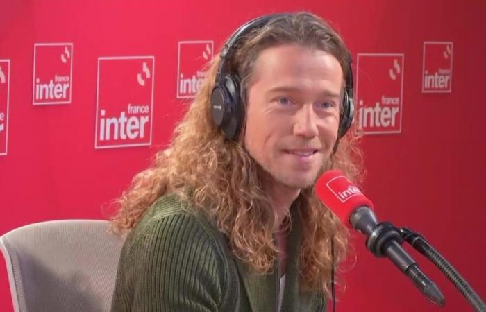 Léa Salamé in fiamme, Julien Doré ricorderà a lungo l’inizio della sua intervista su France Inter