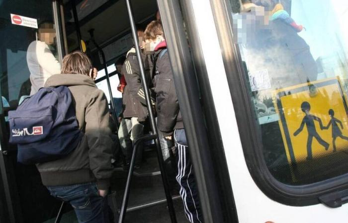 Nella Seine-Maritime, una trentina di studenti sono stati evacuati da uno scuolabus prima che prendesse fuoco