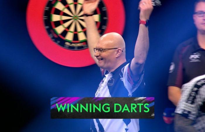 Grand Slam of Darts 2024: Cameron Menzies sciocca James Wade raggiungendo i quarti di finale mentre Rob Cross stupisce nel doppio | Notizie sulle freccette