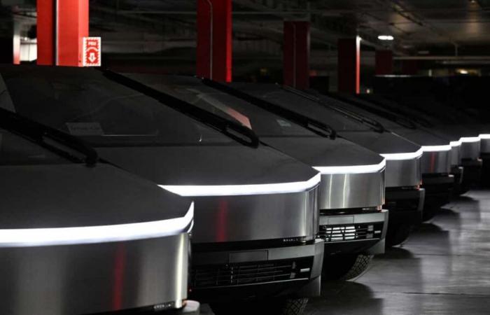 Oltre 57.000 veicoli interessati: nuovo richiamo per il Tesla Cybertruck