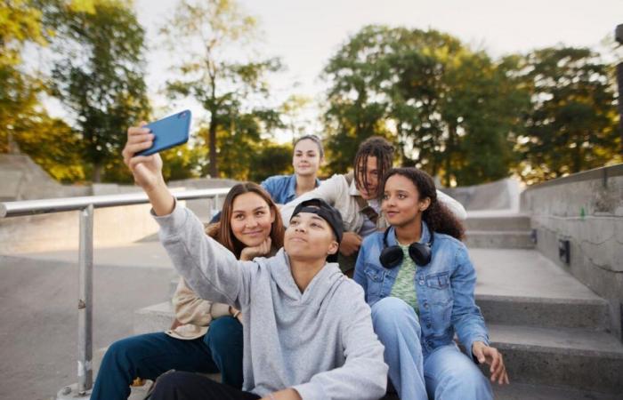 a che età i giovani francesi hanno il primo rapporto sessuale?