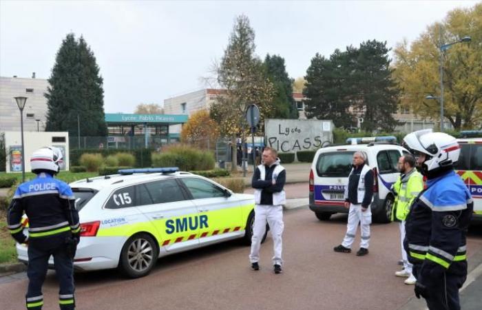 Falso allarme bomba e presa di ostaggi: evacuato questa mattina il liceo Picasso di Avion