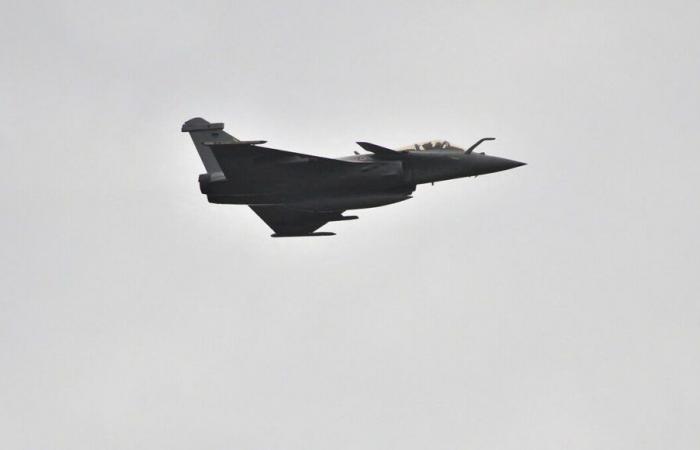 Forti esplosioni nell'est del Loiret, dovute al passaggio di due aerei Rafale