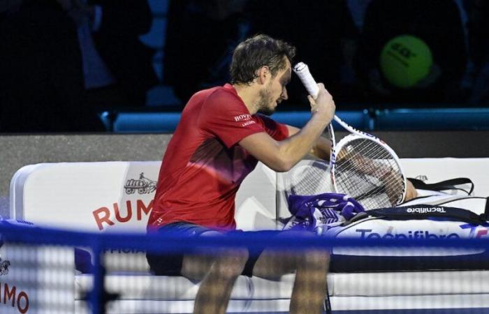 ATP – Finals > Justine Henin su Daniil Medvedev: “Il suo comportamento è ridicolo, immaturo e strabiliante. È un po’ deplorevole e non promuove il tennis di alto livello”