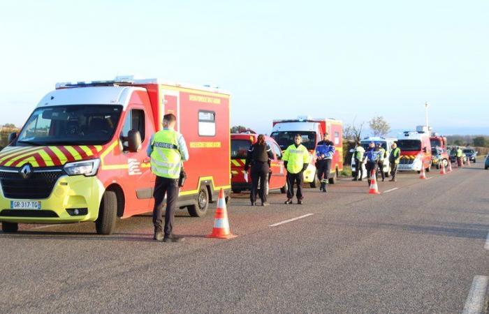 Investita da un automobilista, una ciclista muore ferita sul ciglio della strada