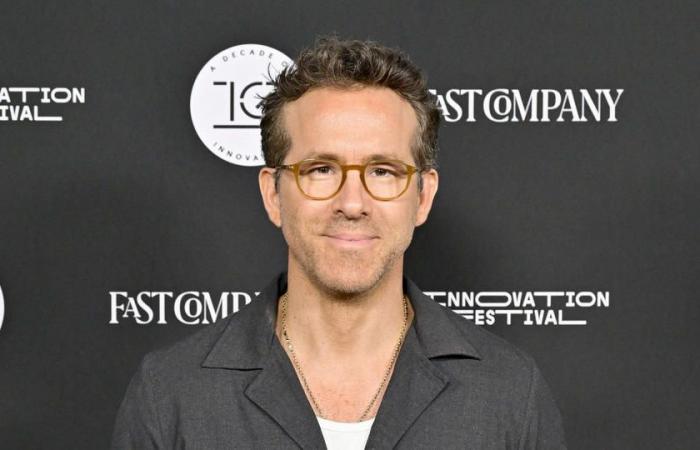 Ryan Reynolds porta gioia a un bambino di 9 anni malato di cancro e fan di Deadpool