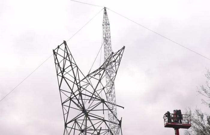 VIDEO. Immagini di un progetto eccezionale per lo smantellamento dei tralicci di una linea ad alta tensione, nell'Isère