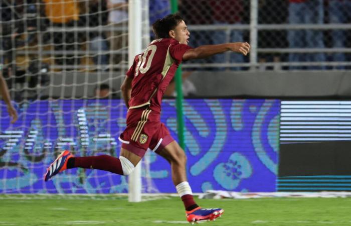 Lo spettacolare GOL di Telasco Segovia che ha emozionato Vinotinto contro il Brasile (VIDEO)