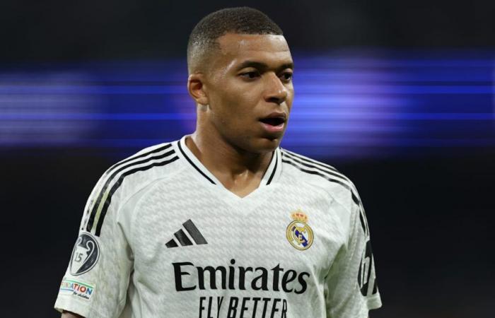 FOTO: Real Madrid – Kylian Mbappé visto al kart con Eden Hazard e Carlos Sainz