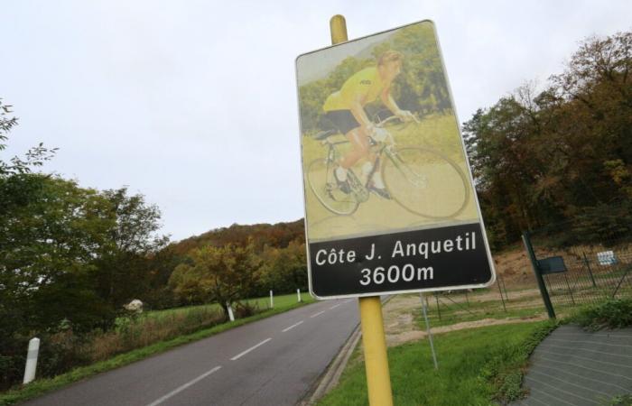 il gruppo scalerà per la prima volta la Côte Jacques-Anquetil