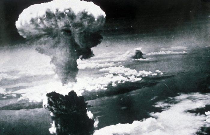 Guerra in Ucraina: una bomba nucleare simile a quella sganciata su Nagasaki nel 1945, una pubblicazione su un giornale britannico provoca la reazione delle autorità ucraine