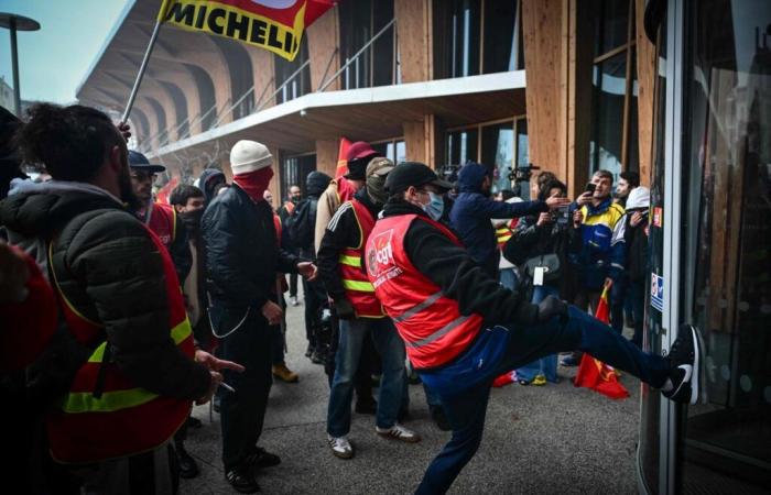 La Francia e le tre crisi [L’éditorial de CL]