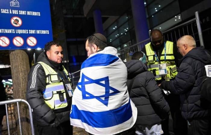 Francia-Israele: partita di calcio sotto stretta sorveglianza allo Stade de France