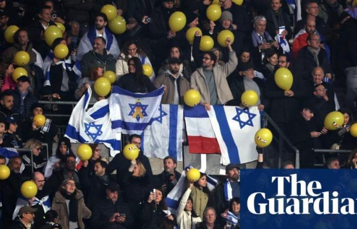 Scontro di tifosi alla partita di calcio tra Francia e Israele | Francia