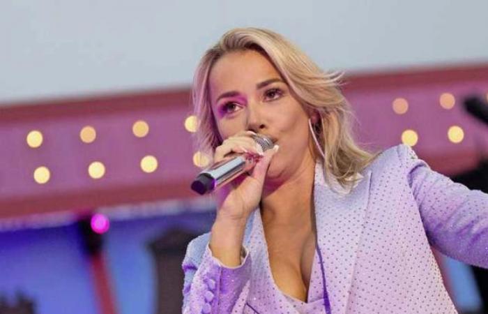 La cantante olandese Emma Heesters (28) ha un cancro alla cervice: “Uno shock enorme”