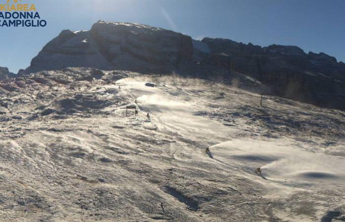 Nevicata sulle Dolomiti, annuncio d’inverno