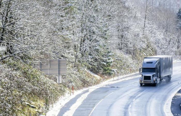 Strategie essenziali per la sicurezza invernale per le flotte di camion: prepararsi, comunicare e prosperare