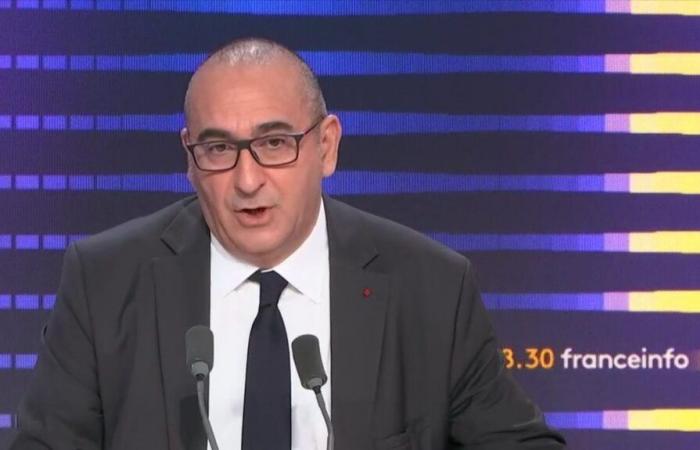 “Non esiste una minaccia chiara, ma resta una partita ad alto rischio”, dichiara il prefetto della polizia di Parigi Laurent Nuñez