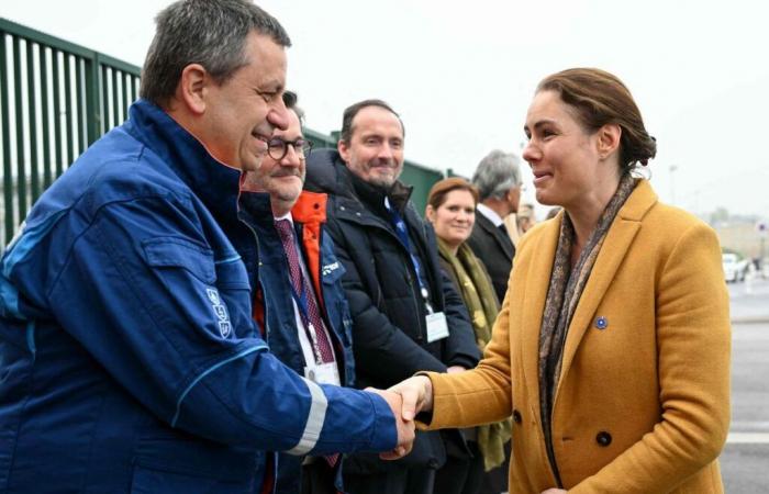 La ministra Olga Givernet in visita nelle Landes presso il sito di stoccaggio del gas