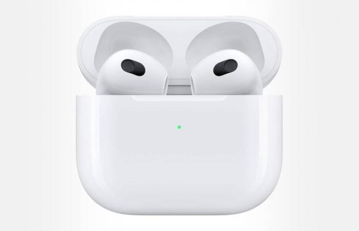 Prima del Black Friday, gli Apple AirPods 3 beneficiano di un bel calo di prezzo