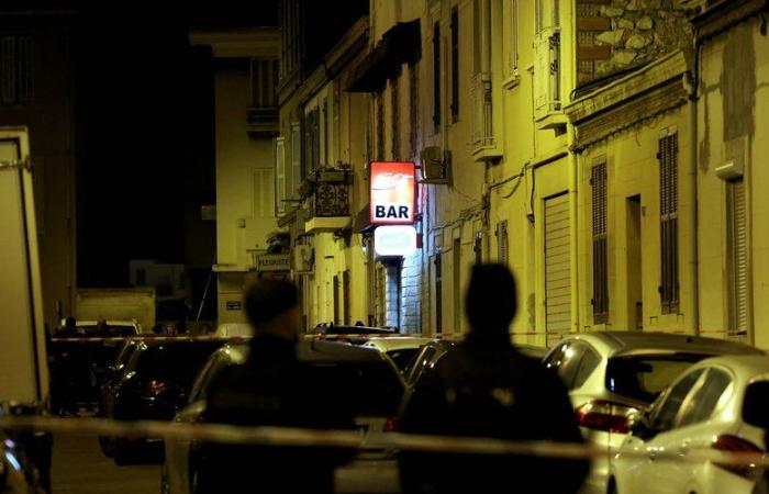 Sparatoria a Marsiglia: due uomini sono stati uccisi a colpi di arma da fuoco in un bar dei quartieri Nord, si ipotizzava una pista di traffico di droga