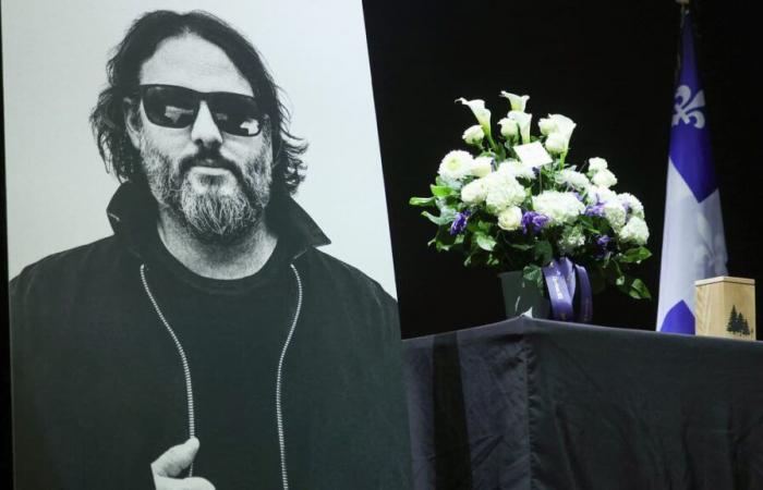 Un anno dopo la morte di Karl Tremblay, Marie-Annick Lépine condivide un commovente post su Facebook che racconta gli ultimi giorni del cantante