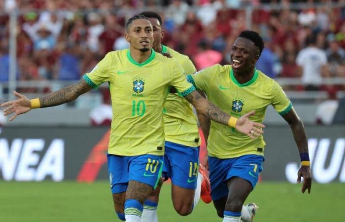 1-1. Gran gol di Raphinha e doppietta fallita di Vinicius nel pareggio del Brasile in Venezuela