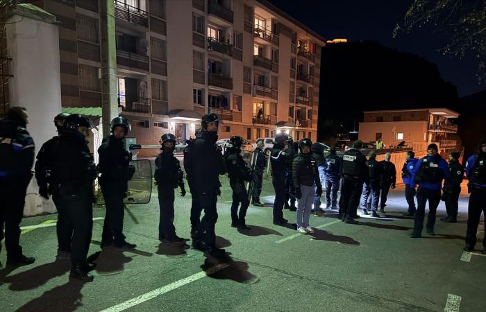 Il bowling di Briançon evacuato dalla polizia