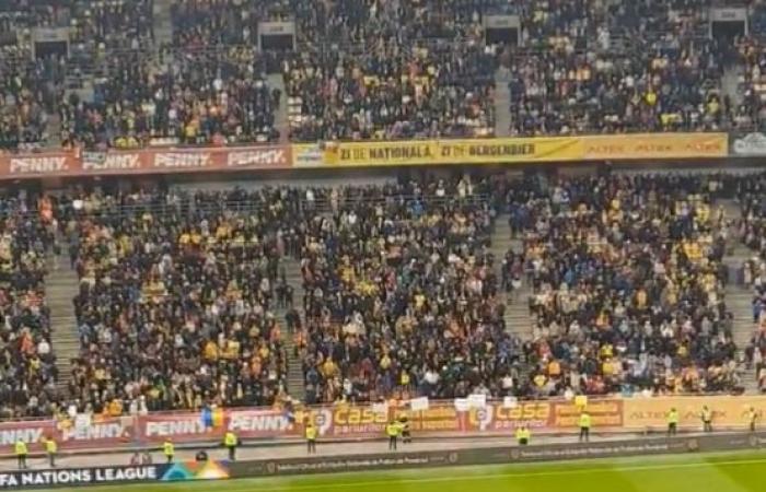 Scene caotiche in cui la stella dei Rangers viene coinvolta in una partita abbandonata mentre i giocatori escono improvvisamente dal campo