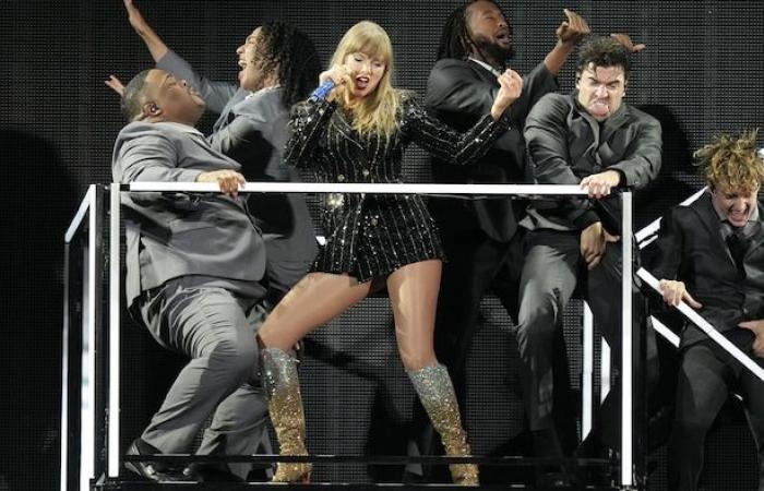 Taylor Swift incendia il Rogers Centre di Toronto per il suo primo concerto | Taylor Swift in Canada