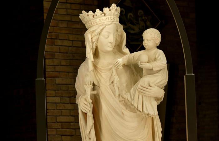 la statua della Vergine col Bambino ritorna questo venerdì durante una processione eccezionale